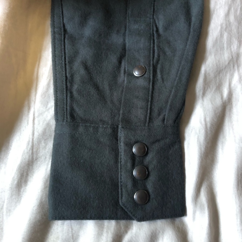 Filson Wmn’s Western Flannel Shirt - Picture 5 of 7